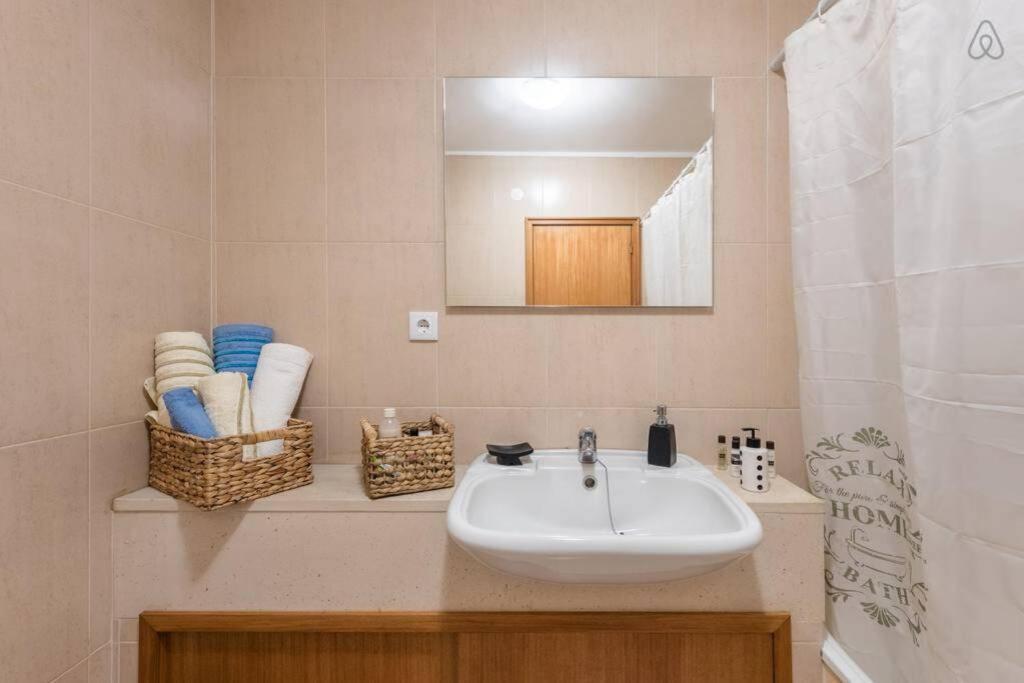 Gaia House - Apartamento Inteiro Junto Ao Metro Vila Nova de Gaia Esterno foto